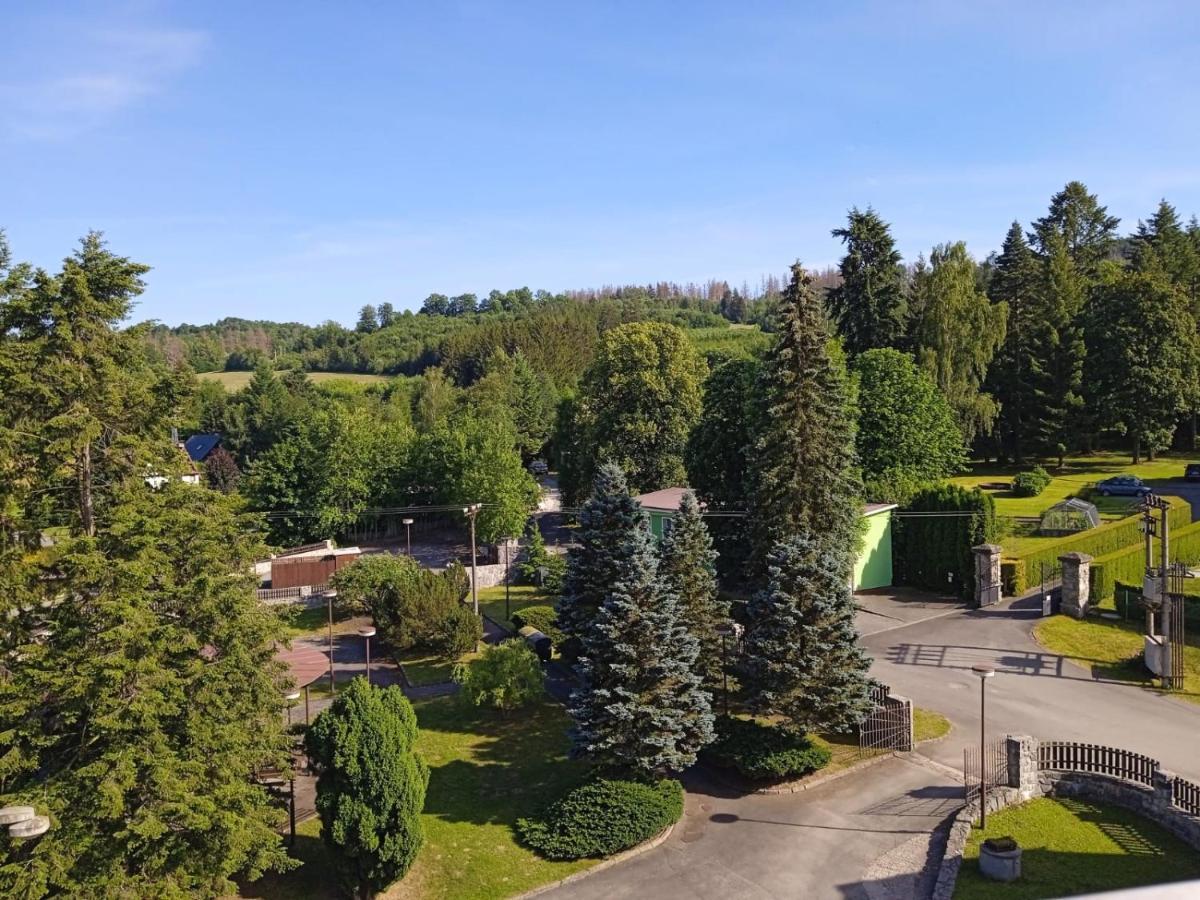 Hotel Forestyma Hodonin Bagian luar foto