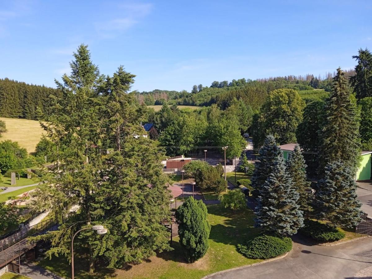 Hotel Forestyma Hodonin Bagian luar foto